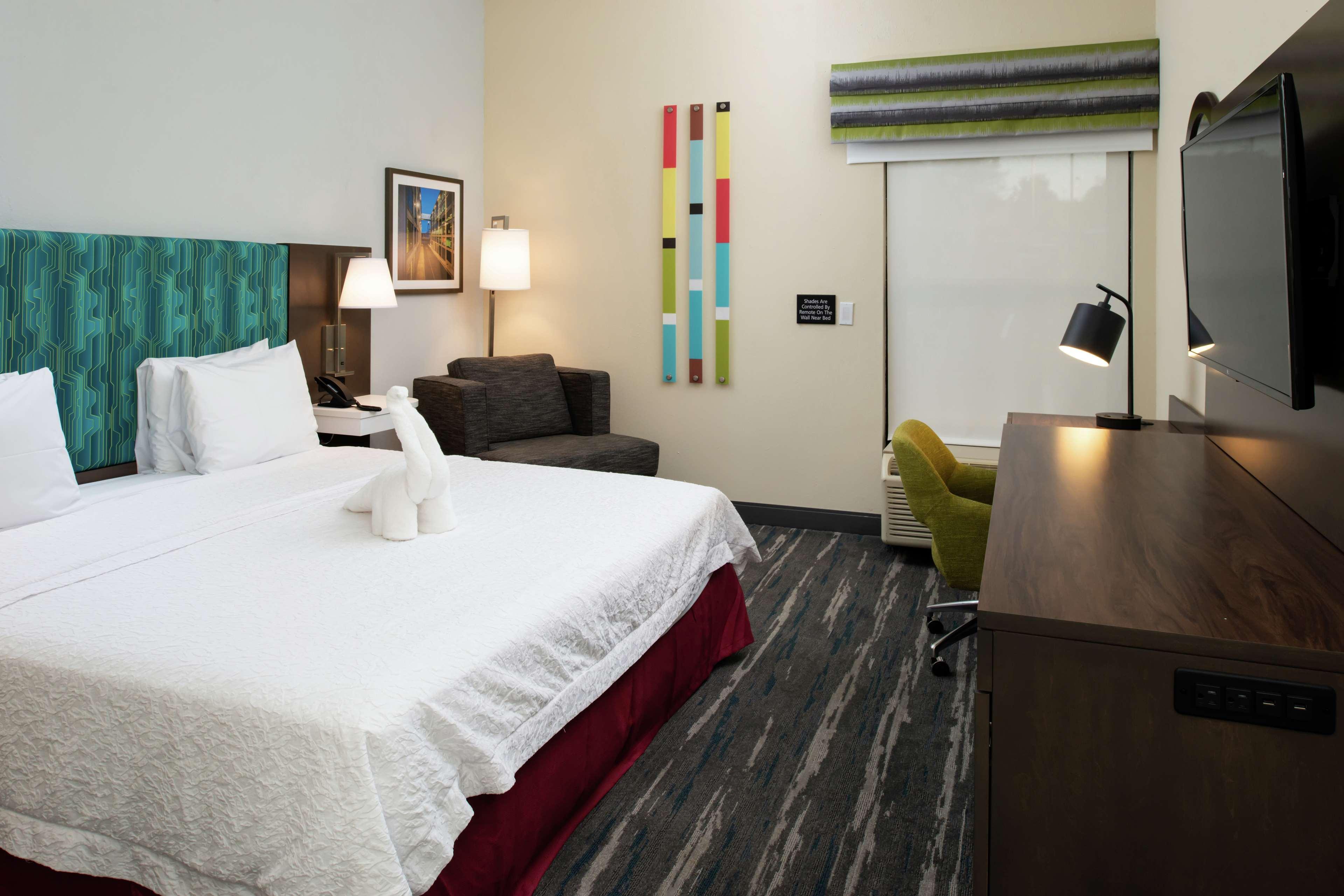 Hampton Inn Greensboro Airport Eksteriør billede