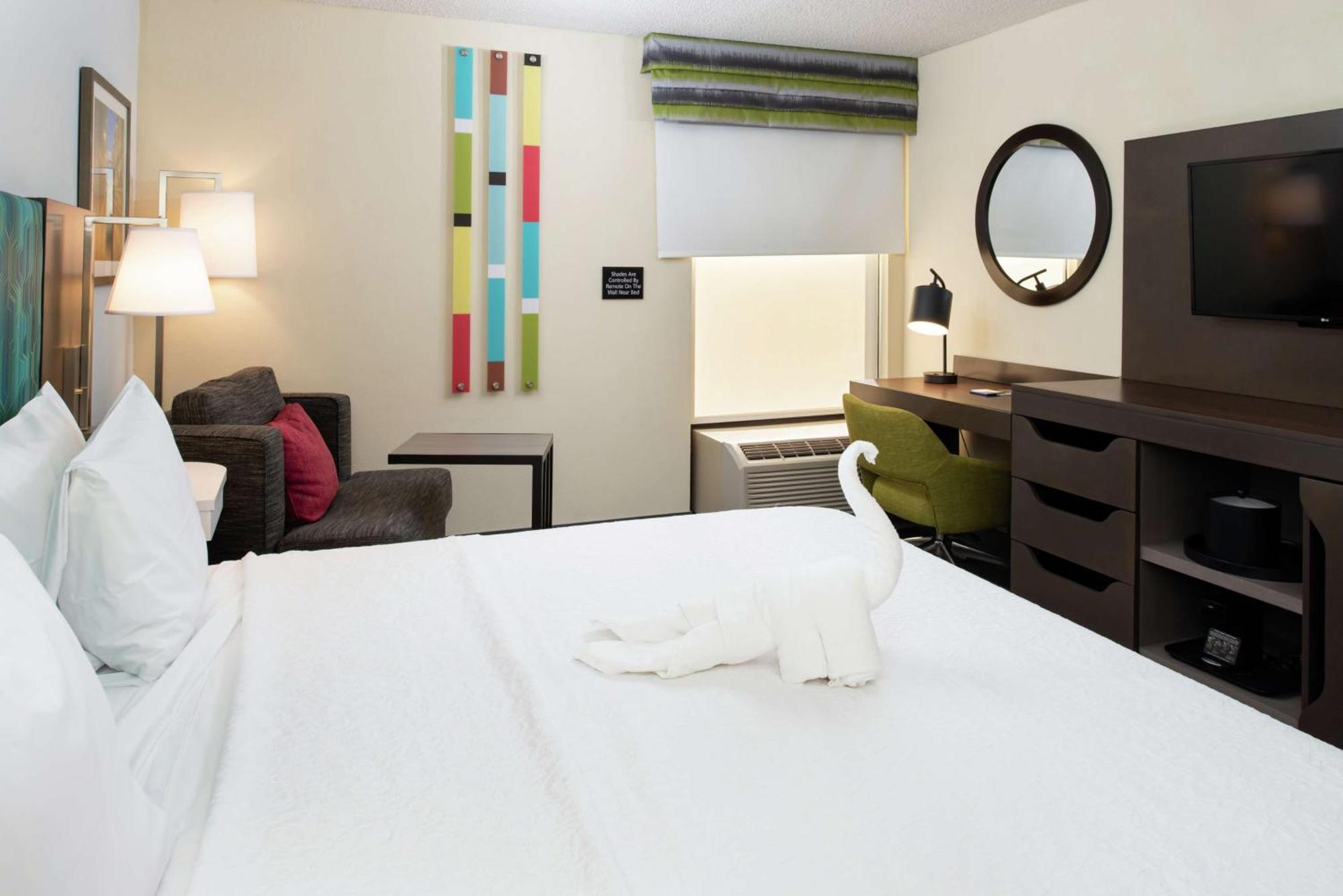 Hampton Inn Greensboro Airport Eksteriør billede